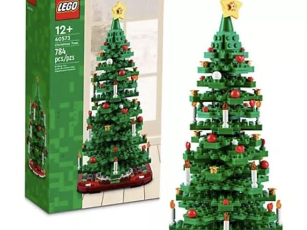 *HOT* LEGO 2-in-1 Christmas Tree Building Set only $30.49 shipped!